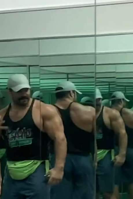    Pump so juicy you break reality  